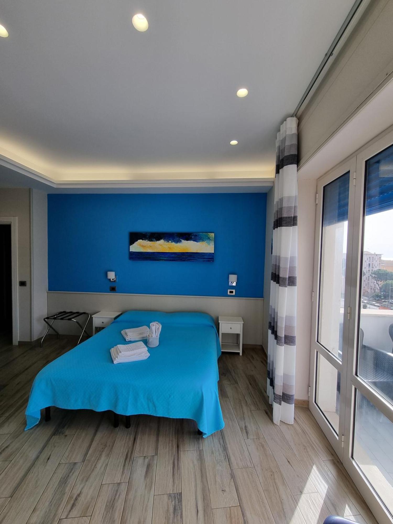 Oltre Il Mare Guest House 加埃塔 外观 照片